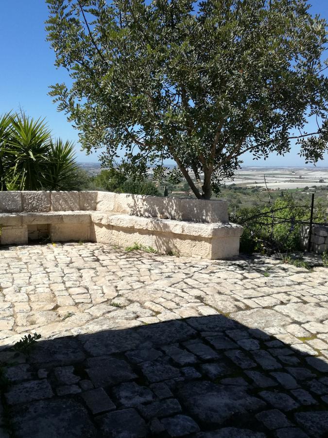 La Pietra Villa Chiaramonte Gulfi Exteriör bild